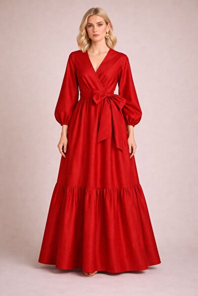 ALYEL NAKER فستان طويل من التفتا بأكمام بالون، بأزرار على الجهتين أزرار وتفاص...