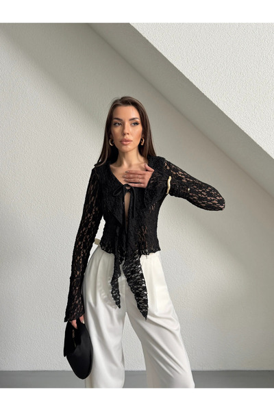 mydukkan.co بلوزة دانتيل إسبانية بأكمام مزركشة - أسود