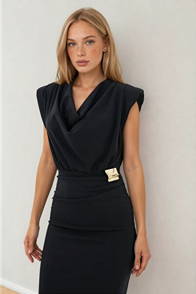 OLSAMODA KADIN VATKALI DEGAJE YAKA ÇIKARILABİLİR BROŞLU ANVELOP KESİM DÜĞÜN N...