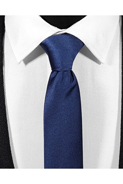 BLC Basic Line Co. Ekstra Ince Lacivert Renk Düz Slim Fit 4 Cm Genişliğinde Kravat Mendil Seti Slim Fit Dar