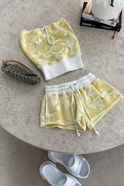 İlayda Toprak Κίτρινο σορτς καμουφλάζ με σχέδιο καμουφλάζ, σετ 2 τεμαχίων (άν...