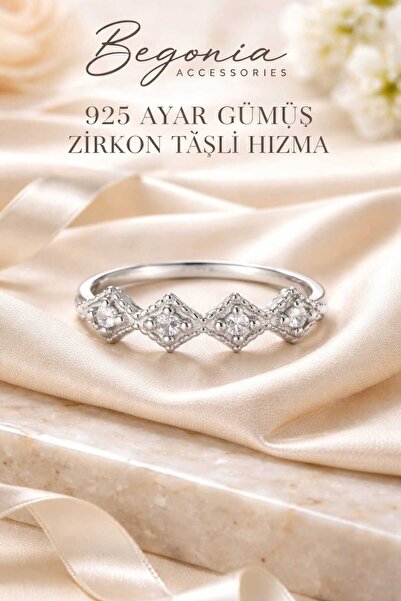 Begonia Accessories 925 Ayar Gümüş Zirkon Taşlı Zigzag Tam Tur Hızma Küpe,Küp...