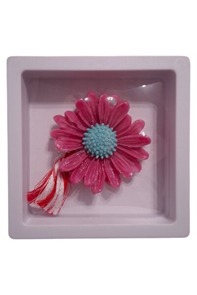 Vision XXI 3D Multicolor Flower Gift Set from Scented Soap with White/Red Tas...