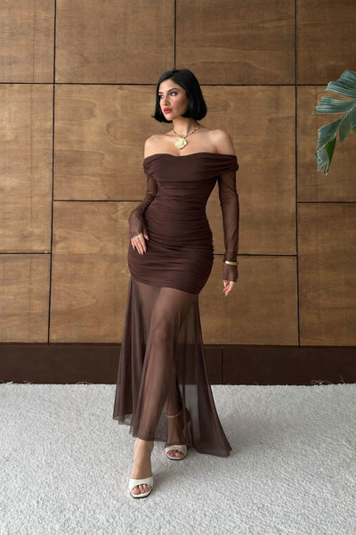 QETEENN QETEEN Kadın Acı Kahve Madonna Yaka Boydan Drapeli Tül Detaylı Maxi A...