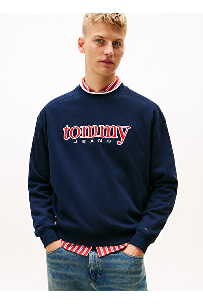 Tommy Jeans Bisiklet Yaka Lacivert Erkek Sweatshırt DM0DM22373C1G Lacivert Sw...
