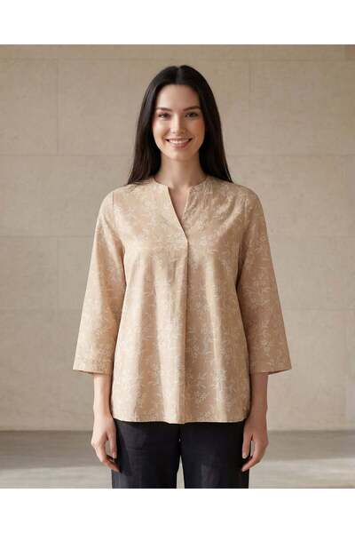 REDTAG بلوزة نسائية بيج مطبوع منسوج