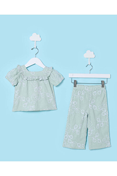 REDTAG طقم ملابس بناتي أخضر مكون من قطعتين (بلوزة وبنطال)