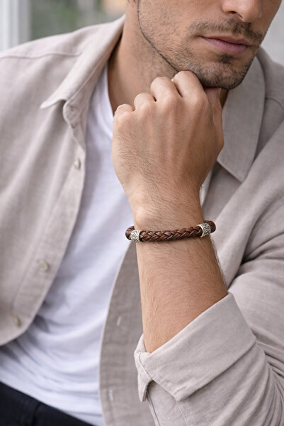 HER ŞEY NOTA www.herseynota.com Imperial Brown Genuine Leather Men's Bracelet...