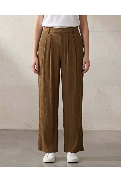 REDTAG Women Green Pleated Wide Leg Trousers