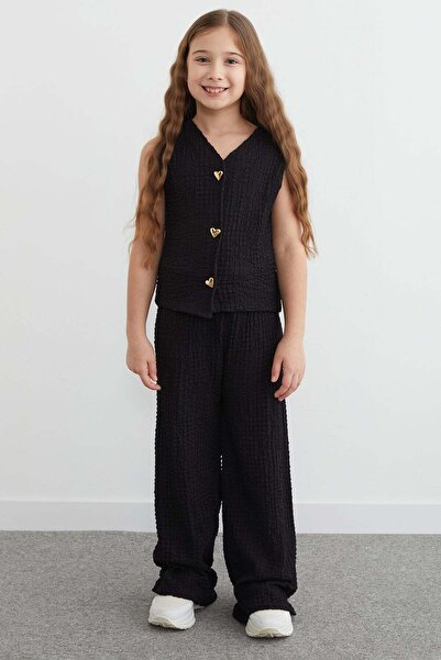 Fulla Moda Kalp Düğmeli Dokulu Yelekli Kız Çocuk 2 Li Takım