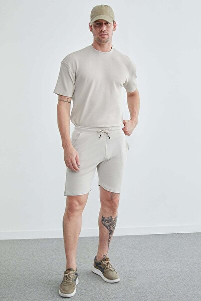 Fulla Moda Elastic Waist Ribbed Shorts