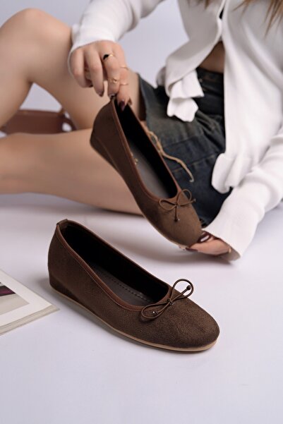 MUGGO HİDDEN Gizli Topuklu Fiyonk Detaylı Deri Kadın Babet