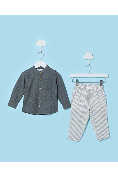 REDTAG طقم قميص وبنطال مخطط باللون الأخضر للأطفال الرضع (قطعتان)