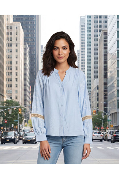 REDTAG بلوزة نسائية زرقاء كاجوال