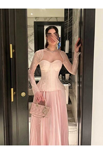 ARENA-SA Elegant evening dress in a flesh tone 🌹