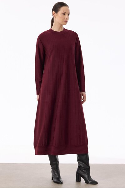 Tığ Triko Nervür Detaylı Rayon Elbise BORDO