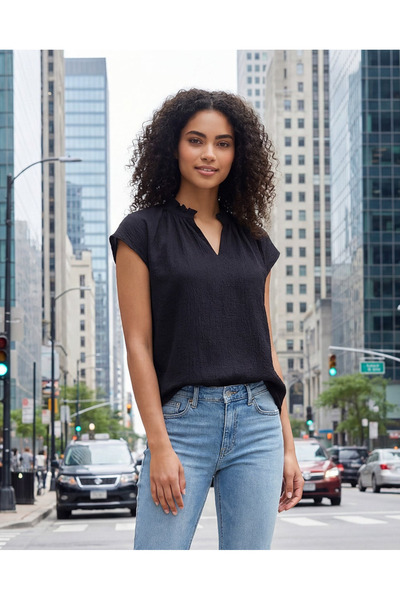 REDTAG بلوزة نسائية سوداء سادة كاجوال