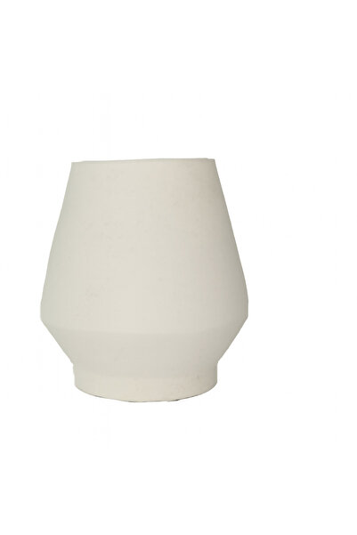 Roots Furniture مزهرية من الطين