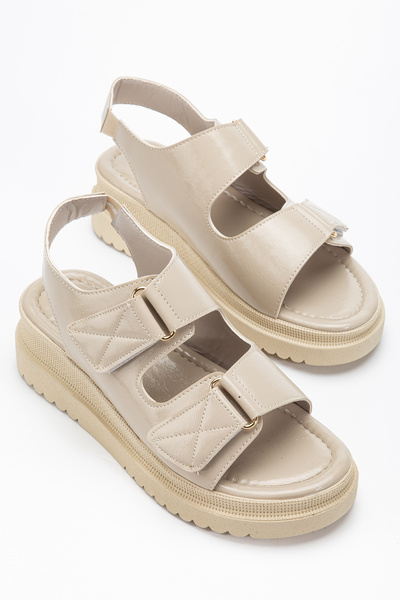 RİSSOLİ Women's Beige Wrinkled Patent Leather Cross-Strapped Wedge Heeled San...