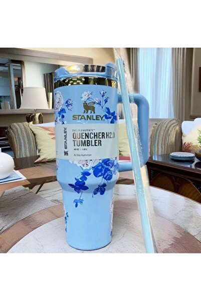 Genericc Stanley Love Shack Fancy H2.0 Flow State 40oz Blue Rose Tumbler