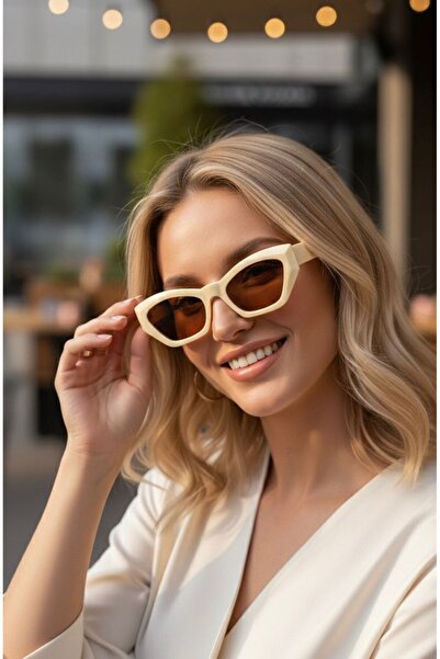 ModaLucci CAT EYE SUNGLASSES