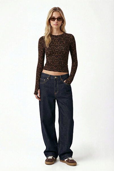 Ritnice Women's Carrie Leopard Pattern Crew Neck Knitted Blouse