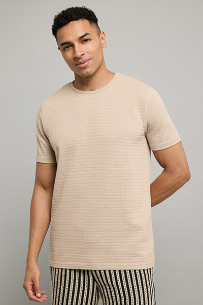 R&B Textured T-Shirt With Crew Neck And Short Sleeves