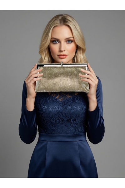 Biçanta Culoare aurie Piele moale Metal și piatră Perle Detalii Curea cu lanț...