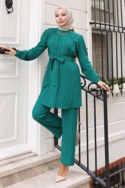 Missvalle Λεπτομερής Σμαραγδένια Αλυσίδα με Αλυσίδα Σχεδιασμού MSV19140