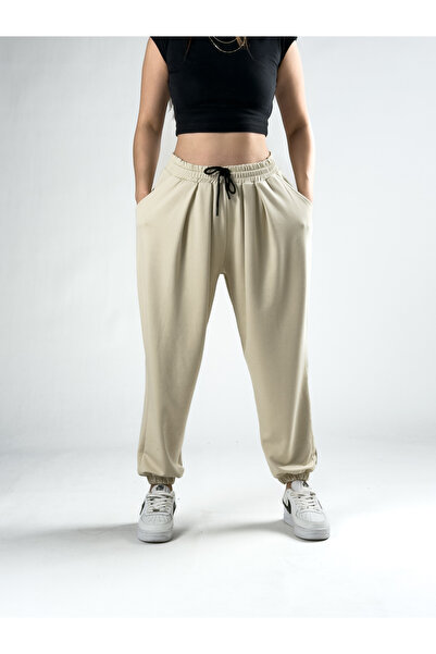 COCOPELLI Pleated Beige Women's Jogger Pants Coc2843