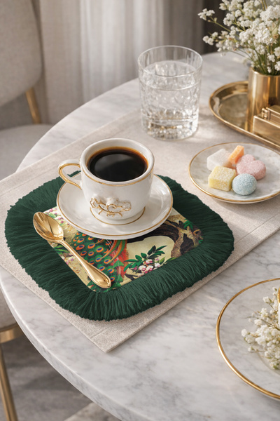 Evimde Bambaşka Zarif Tavuskuşu Saçaklı Sunum Peçetesi-Doğal Etnik Yeşil Altı...