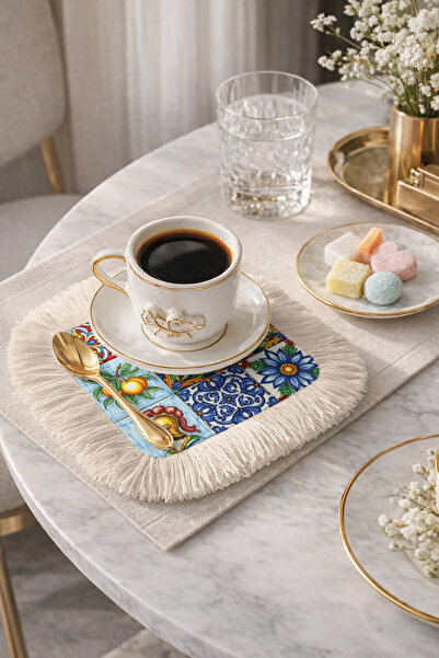 Evimde Bambaşka Șervețel colorat cu mozaic mediteranean cu ciucuri - Șervețel...