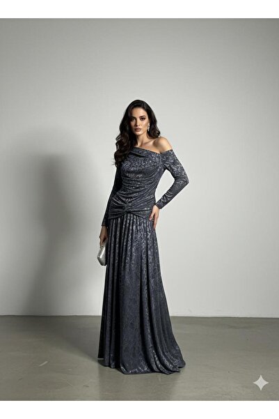 Pyramid masterpieces soft lace dress