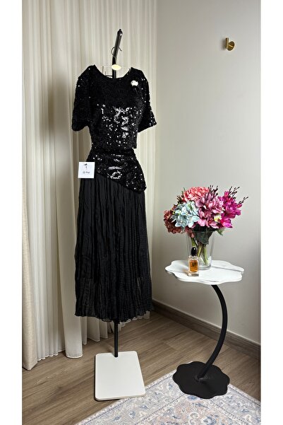 MYGROUP Skirt and blouse set