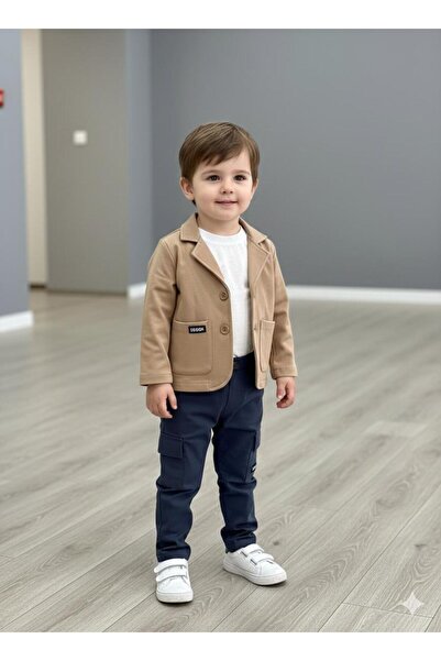 Pyramid masterpieces طقم ولادي انيق ناعم