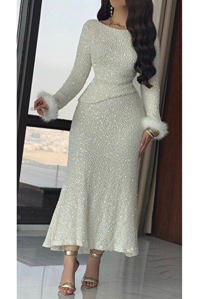 Warazan Soft set with feather sleeves