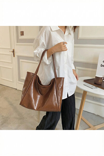 Boutique de Carbon Women's Basic Soft Textured Tan Color Hand and Shoulder Bag