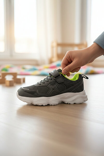 enoch حذاء رياضي شبكي للأطفال مزود بشريط فيلكرو وأربطة، موديل مريح