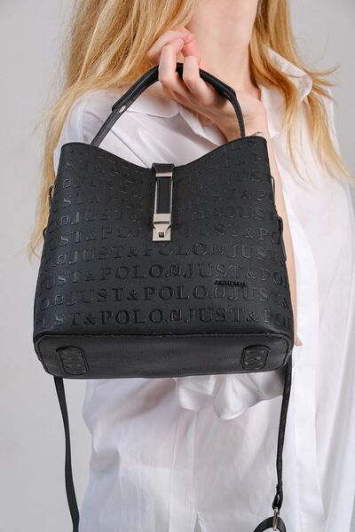 Just Polo حقيبة كتف ويد نسائية نباتية مزينة بتفاصيل مطبوعة ومنقوشة ومناسبة لل...