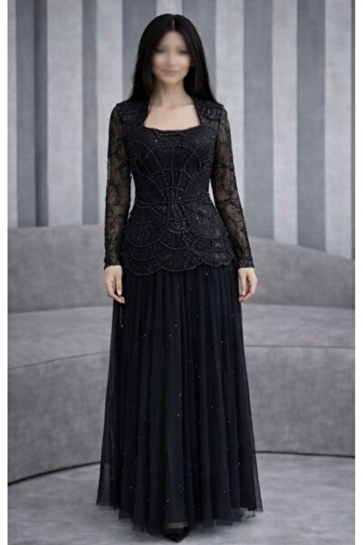 Joji A soft, flared dress with layers of sequins