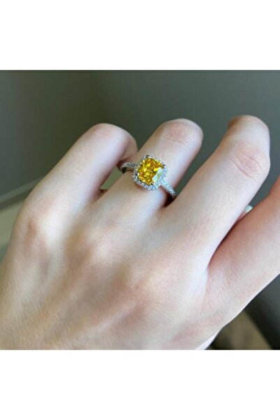 Ring Elegant Silver with Zircon and Crystal