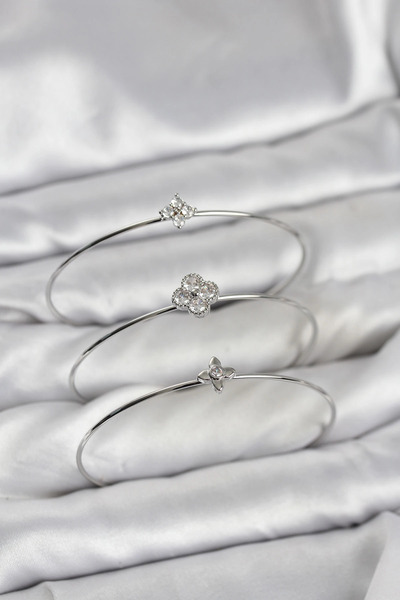 Nacario مي للواردات ®   مجموعة أساور نسائية مكونة من 3 قطع بتصميم البرسيم بال...