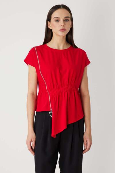 ON Fermuar Detaylı Asimetrik Kesim Bluz
