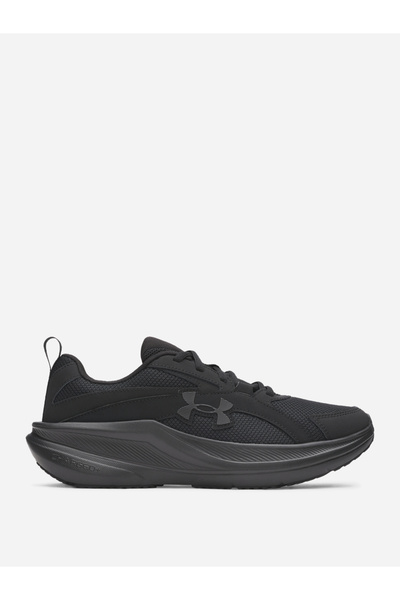 Under Armour حذاء رياضي من أسيرت 11