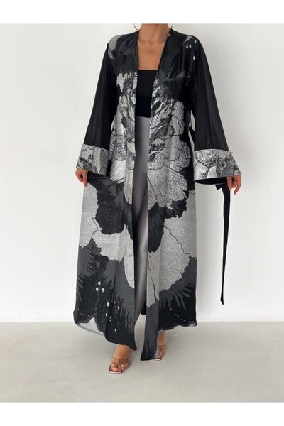 UNBOX Silver Bloom Abaya