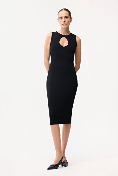 adL Kolsuz Uzun Triko Elbise