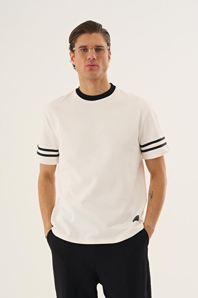 ALEXANDERGARDI Contrast Collar Basic T-Shirt with Stripe Detail