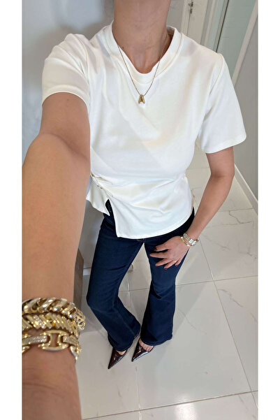 BİRCANÇİL Md Handa Ecru Buckle Detailed T-Shirt Blouse