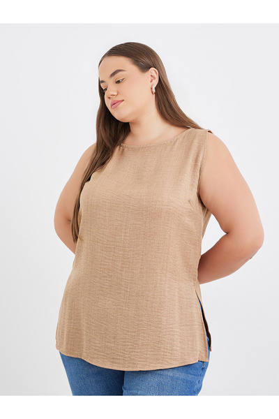 Styli Plus Brown Longline Blouse with Slit Hem