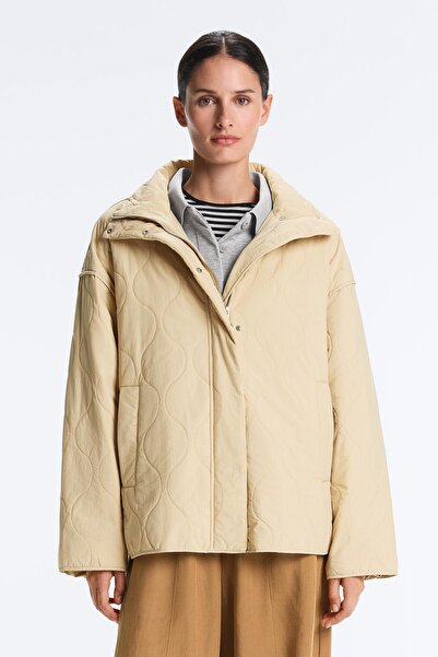 Oysho AEROGEL'li suya dayanıklı FELLEX® dolgulu ceket